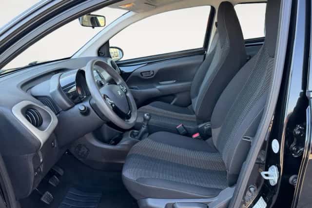 Peugeot 108 (2015) thumbnail 9