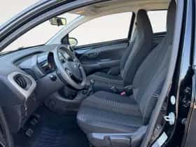 Peugeot 108 (2015) thumbnail 9