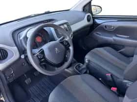 Peugeot 108 (2015) thumbnail 10