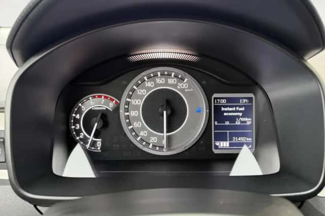 Suzuki Ignis (2024) thumbnail 16