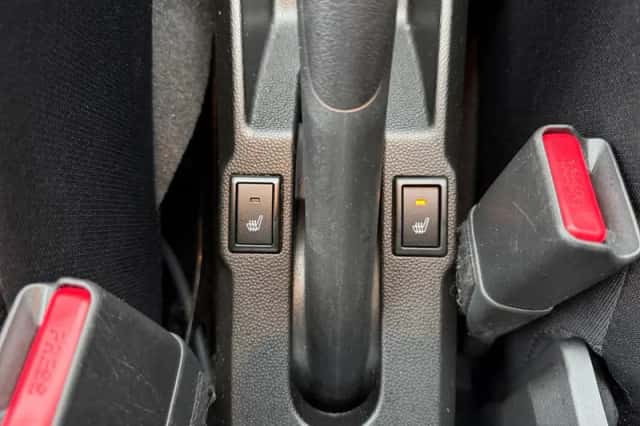 Suzuki Ignis (2024) thumbnail 27
