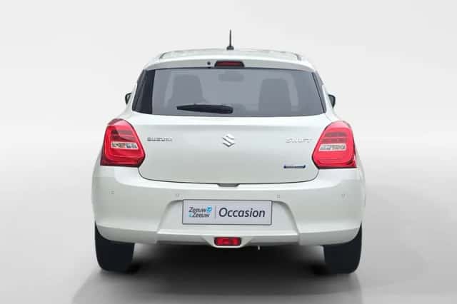 Suzuki Swift (2023) thumbnail 4