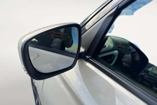 Suzuki Swift (2026) thumbnail 16