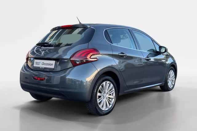 Peugeot 208 (2017) thumbnail 5