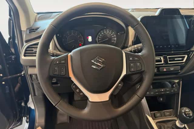 Suzuki S-Cross (2026) thumbnail 11