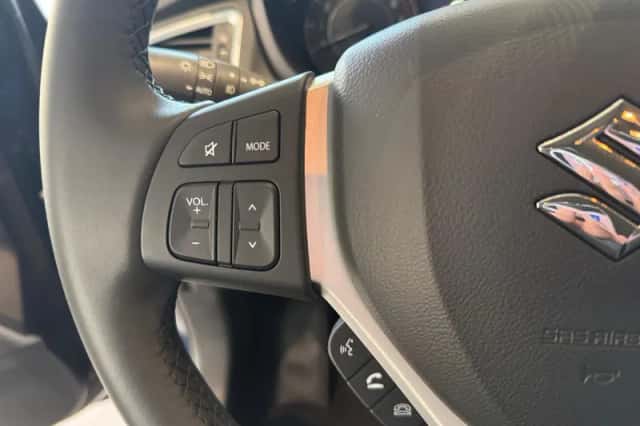 Suzuki S-Cross (2026) thumbnail 12
