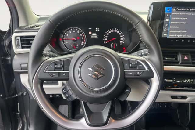 Suzuki Swift (2025) thumbnail 12