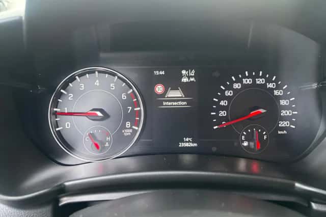 Suzuki Swift (2025) thumbnail 13
