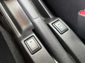 Suzuki Swift (2025) thumbnail 17