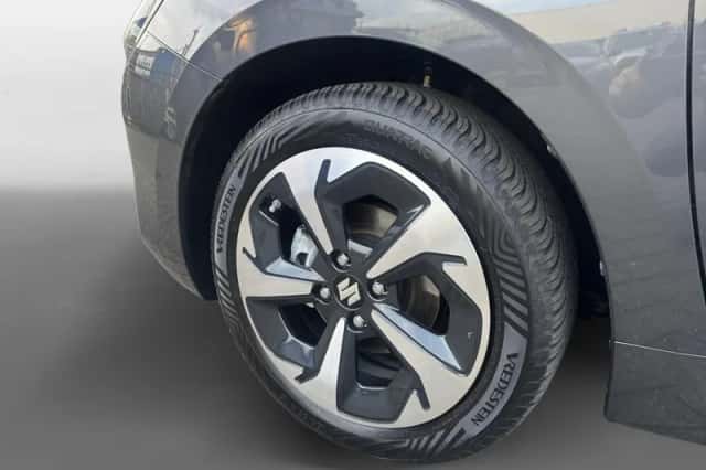 Suzuki Swift (2025) thumbnail 21