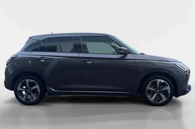 Suzuki Swift (2025) thumbnail 4