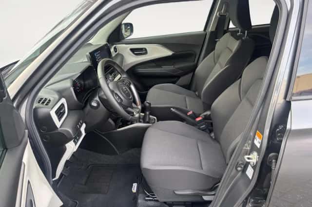 Suzuki Swift (2025) thumbnail 7