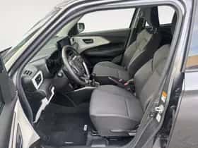 Suzuki Swift (2025) thumbnail 7