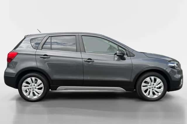 Suzuki S-Cross (2019) thumbnail 6