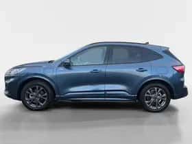 Ford Kuga (2023) thumbnail 2