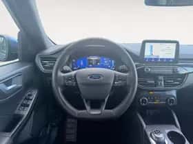 Ford Kuga (2023) thumbnail 13