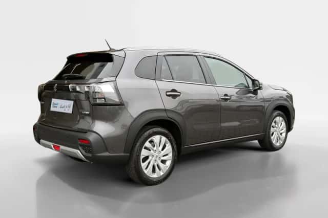 Suzuki S-Cross (2026) thumbnail 5