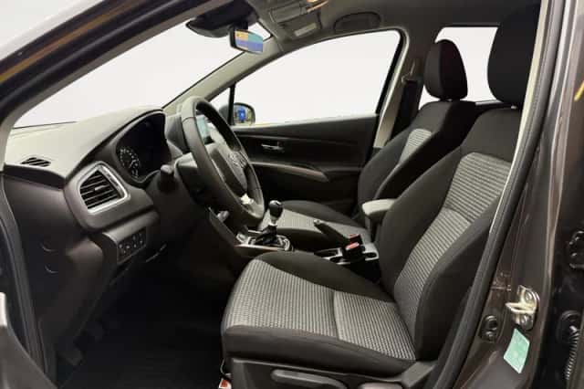 Suzuki S-Cross (2026) thumbnail 7