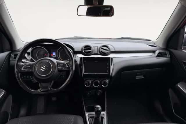 Suzuki Swift (2021) thumbnail 11