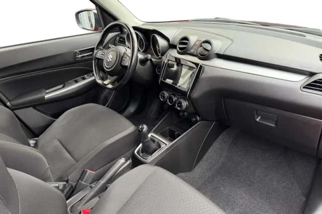 Suzuki Swift (2021) thumbnail 12