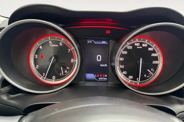 Suzuki Swift (2021) thumbnail 20