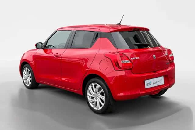 Suzuki Swift (2021) thumbnail 3