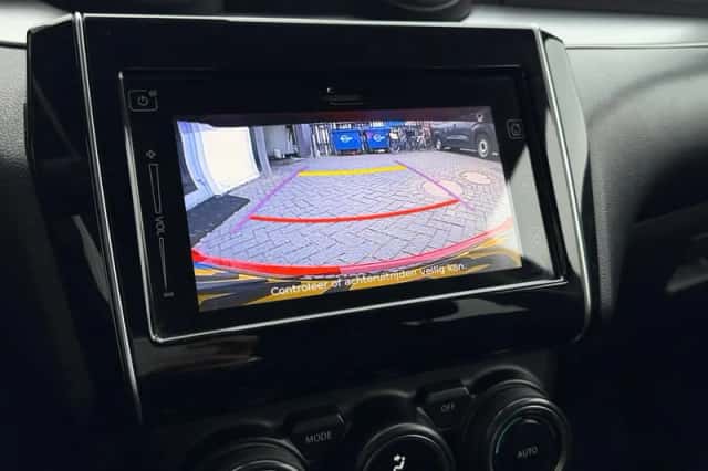 Suzuki Swift (2021) thumbnail 22