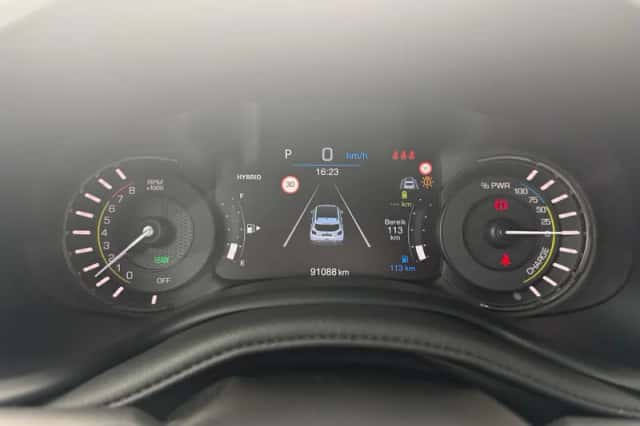 Jeep Renegade (2022) thumbnail 17