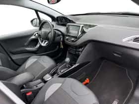 Peugeot 2008 (2017) thumbnail 13