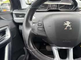Peugeot 2008 (2017) thumbnail 16