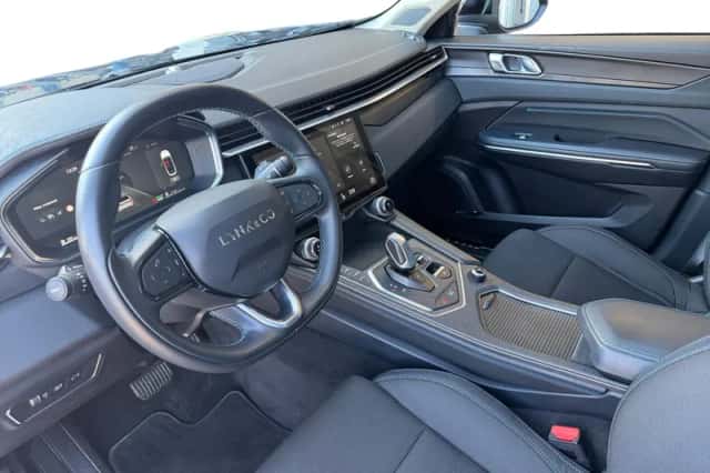 Lynk & Co 01 (2022) thumbnail 10