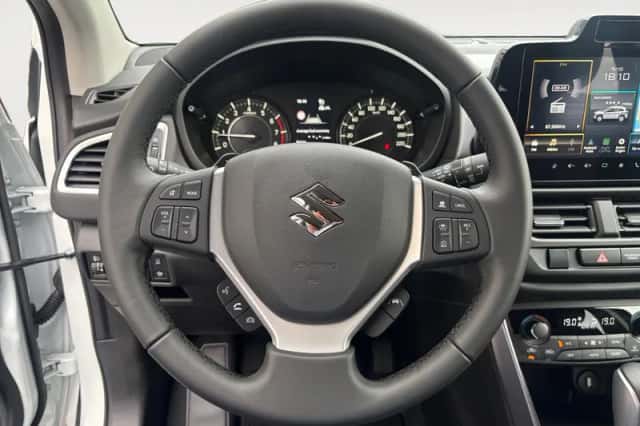 Suzuki S-Cross (2026) thumbnail 12