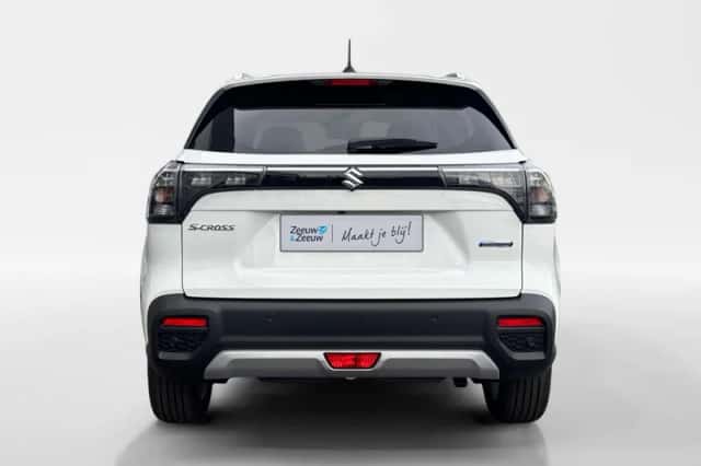 Suzuki S-Cross (2026) thumbnail 4
