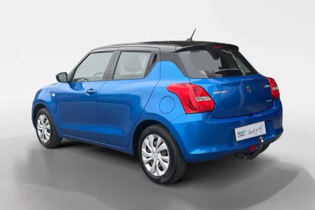Suzuki Swift (2021) thumbnail 3