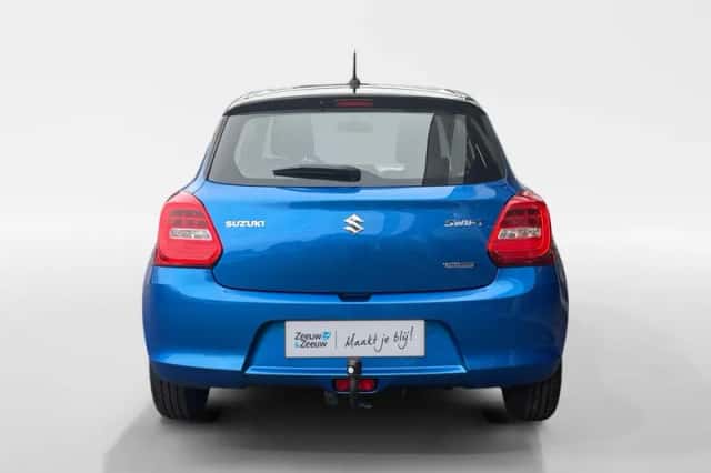 Suzuki Swift (2021) thumbnail 4