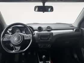 Suzuki Swift (2021) thumbnail 10