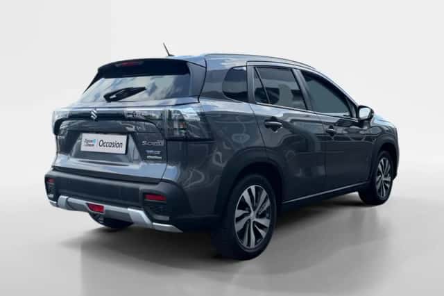Suzuki S-Cross (2022) thumbnail 4