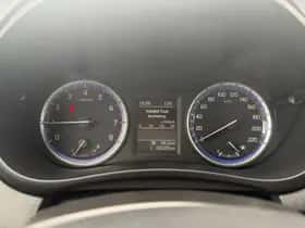 Suzuki S-Cross (2020) thumbnail 17