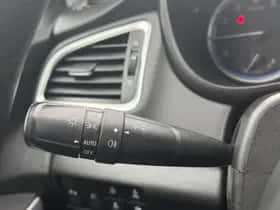 Suzuki S-Cross (2020) thumbnail 18