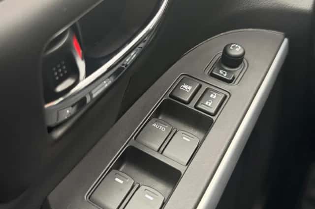 Suzuki S-Cross (2020) thumbnail 19