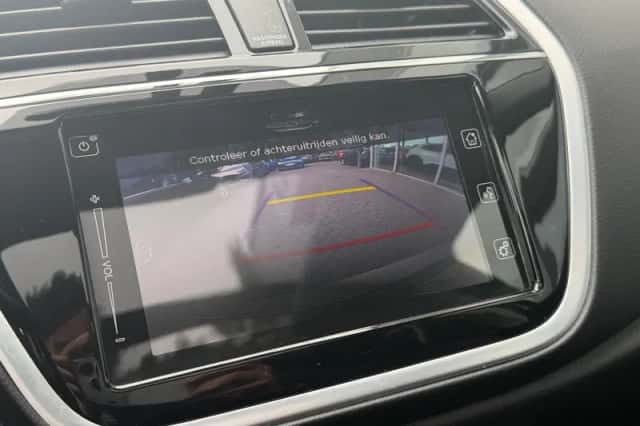 Suzuki S-Cross (2020) thumbnail 22