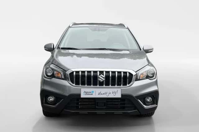 Suzuki S-Cross (2020) thumbnail 8