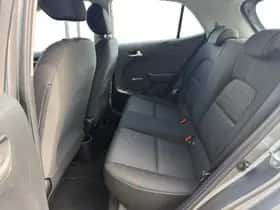 Kia Picanto (2023) thumbnail 11