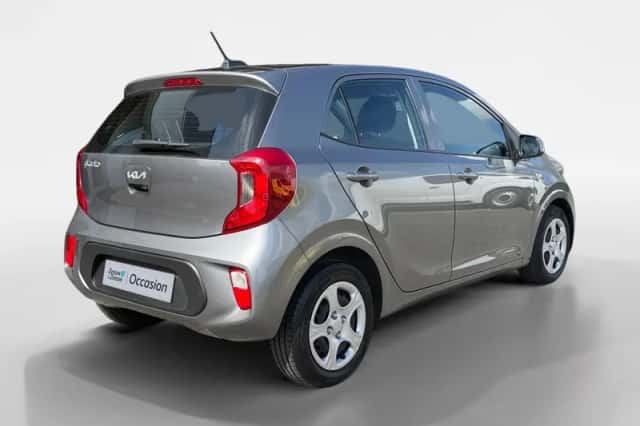 Kia Picanto (2023) thumbnail 4