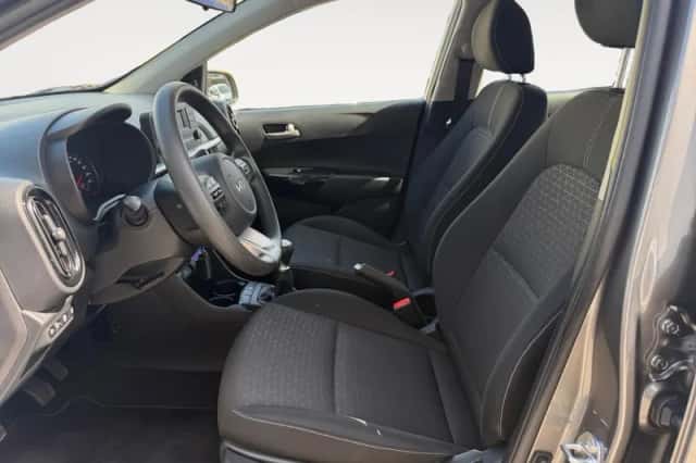 Kia Picanto (2023) thumbnail 8