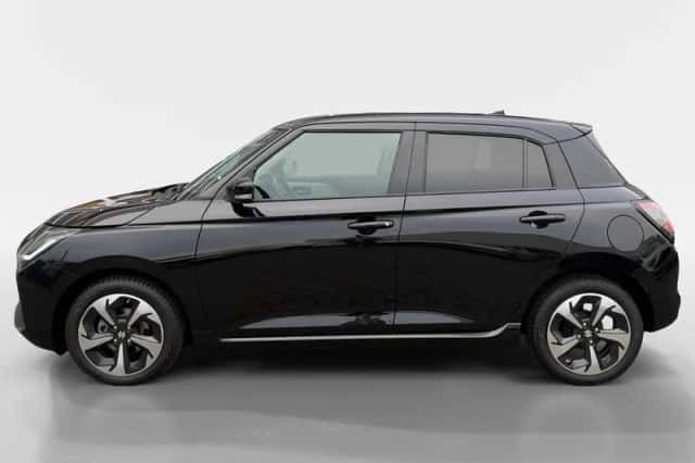 Suzuki Swift (2025) thumbnail 2