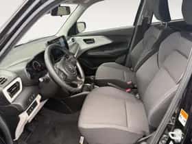 Suzuki Swift (2025) thumbnail 9