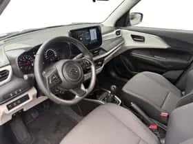 Suzuki Swift (2025) thumbnail 10