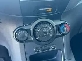 Ford Fiesta (2016) thumbnail 20
