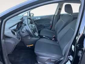 Ford Fiesta (2016) thumbnail 9